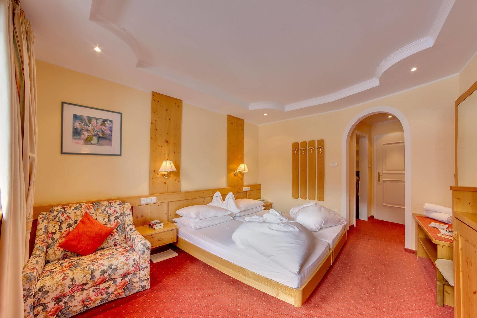 Hotel Berger Superior Riva di Tures Exteriér fotografie